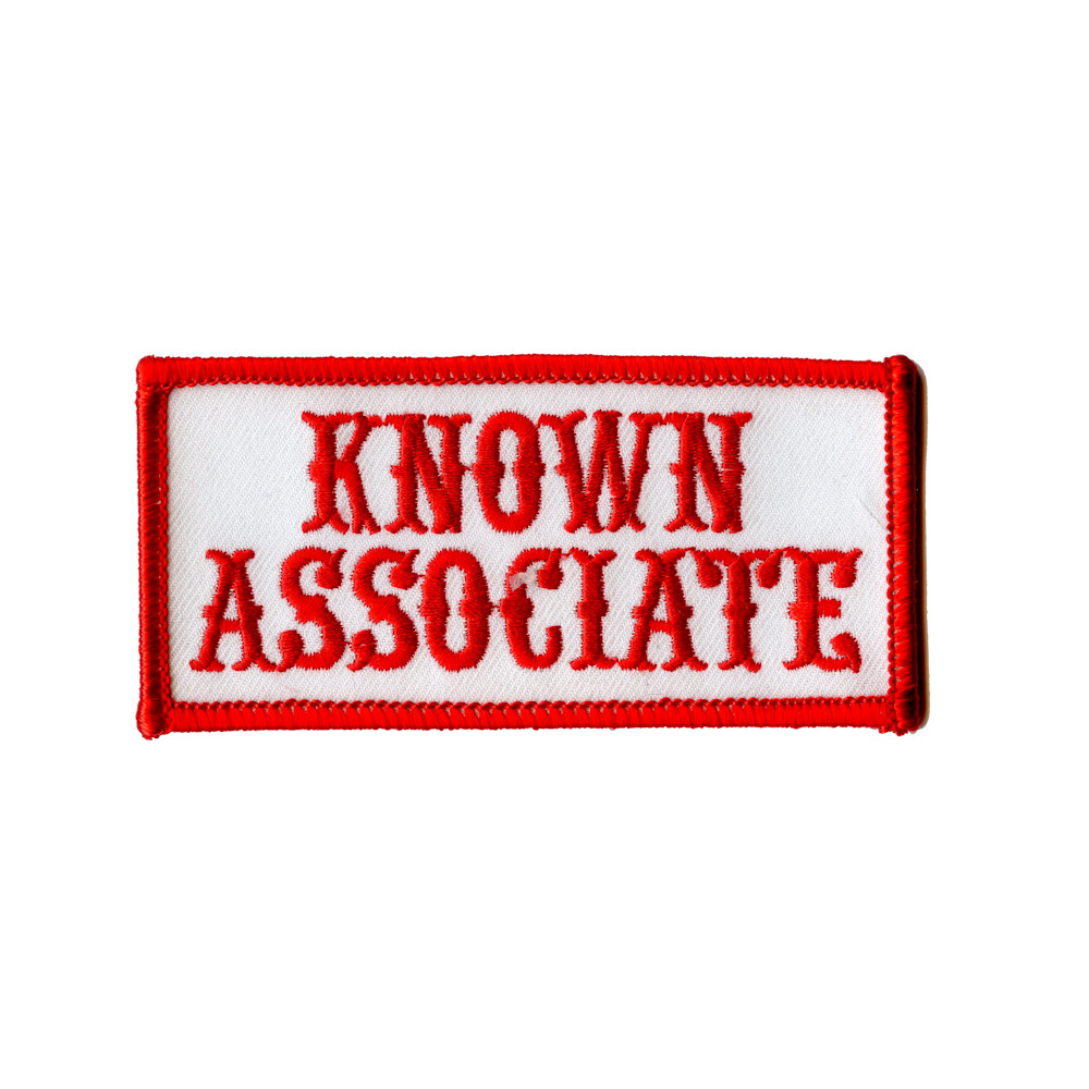 客製標語刺繡臂章 - KNOWN ASSOCIATE